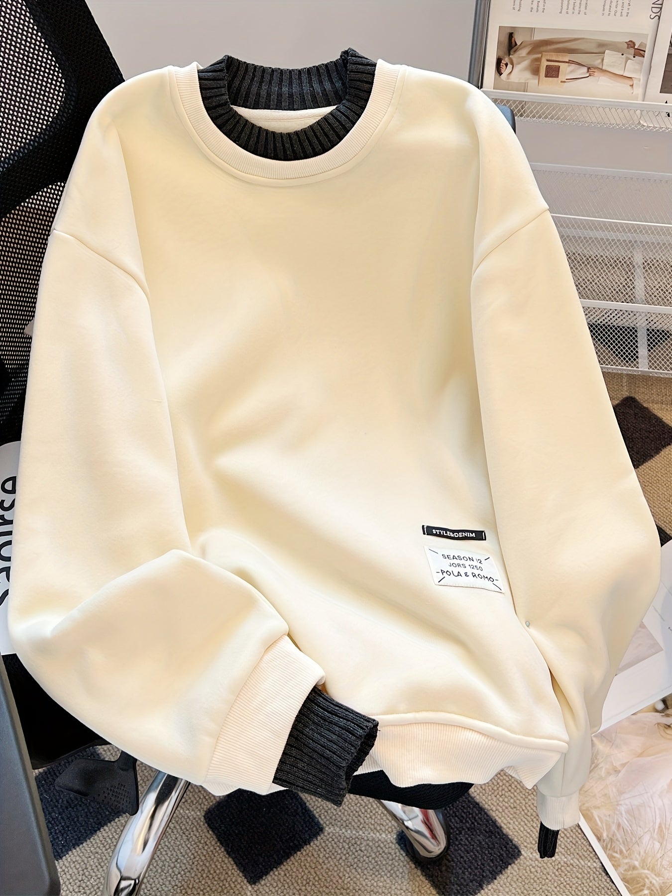 Solid Crew Neck Applique Sweatshirt, Long Sleeve Crew Neck Pullover Sweatshirt, Casual Tops For Fall & Winter, Women's Clothing