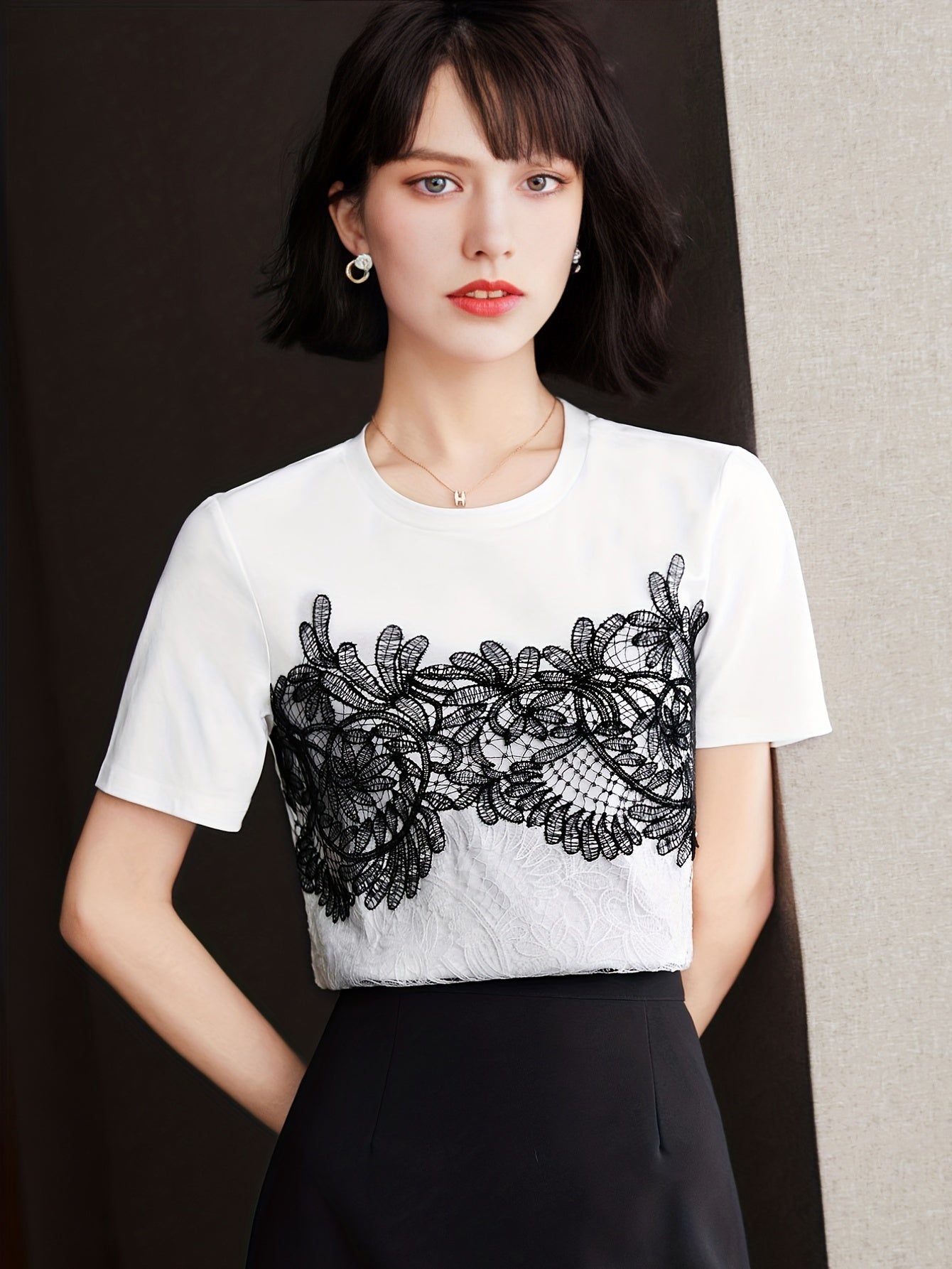 gbolsos Lace Contrast Crew Neck T-Shirt, Casual Short Sleeve T-Shirt For Spring & Summer, Women's Clothing