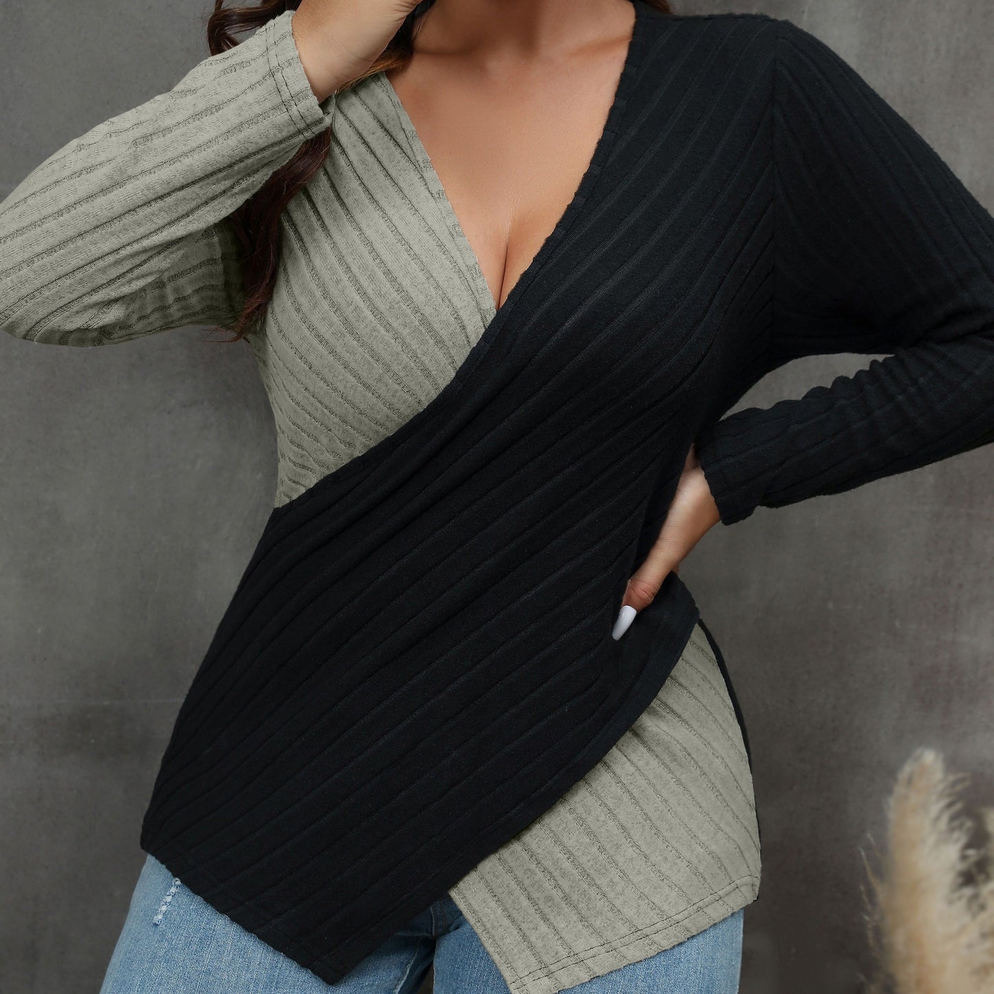 gbolsos Plus Size Casual Sweater, Women's Plus Colorblock Cross V Neck Long Sleeve Medium Stretch Jumper