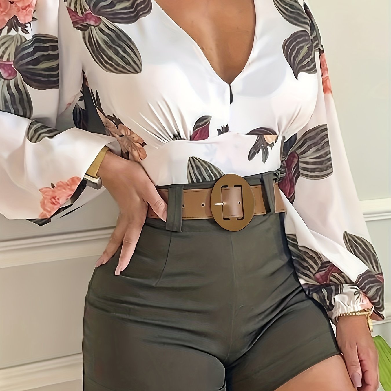 kkboxly Casual Bodycon Two-piece Set, Floral Print Lantern Sleeve V Neck Blouse & High Waist Shorts Outfits, Women's Clothing