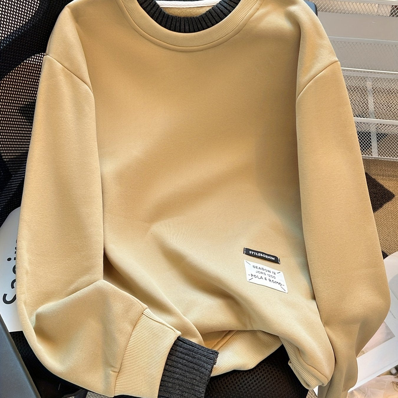 Solid Crew Neck Applique Sweatshirt, Long Sleeve Crew Neck Pullover Sweatshirt, Casual Tops For Fall & Winter, Women's Clothing
