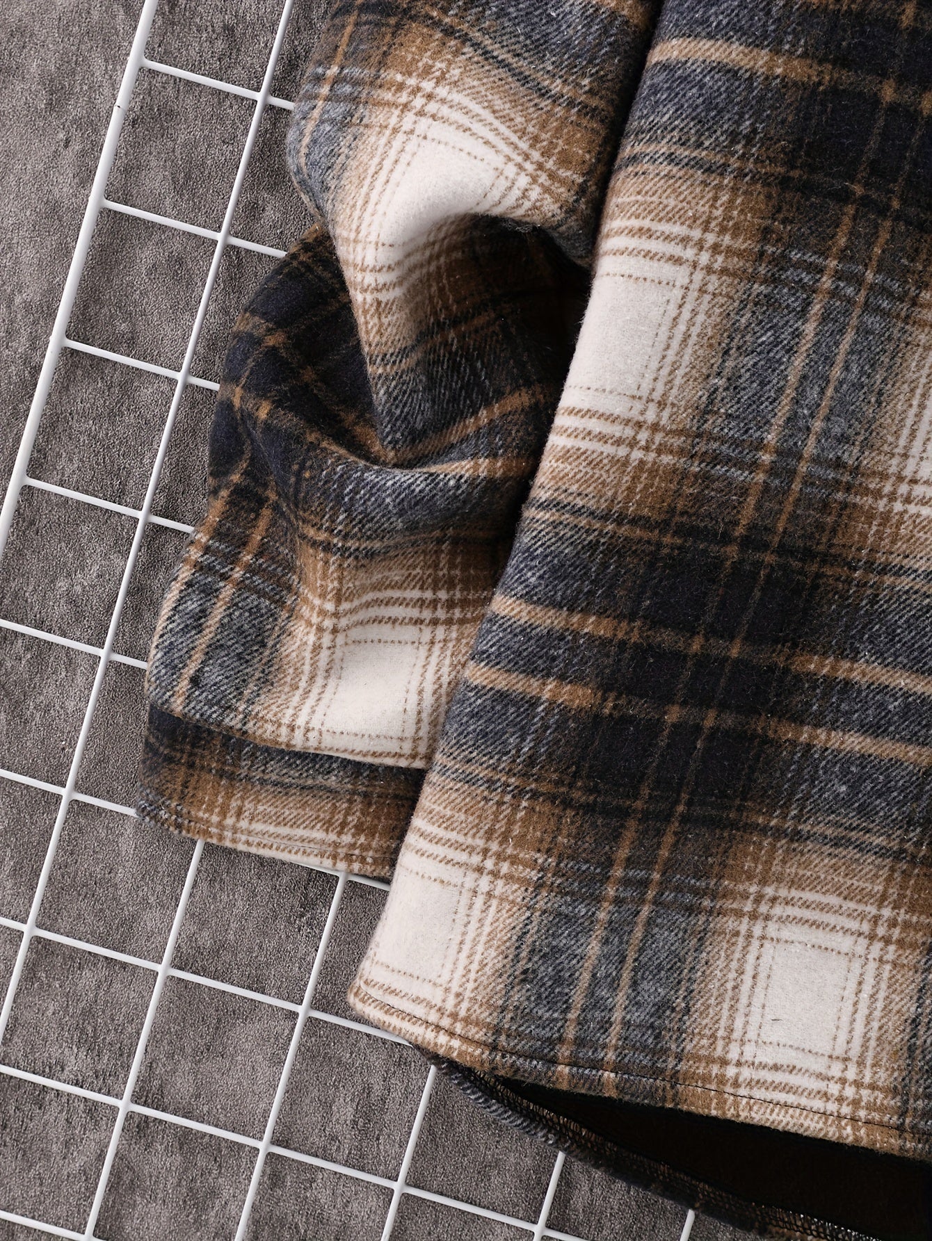 gbolsos Men's Plaid Retro Jacket, Casual Lapel Chest Pocket Shirt Jacket For Fall Winter