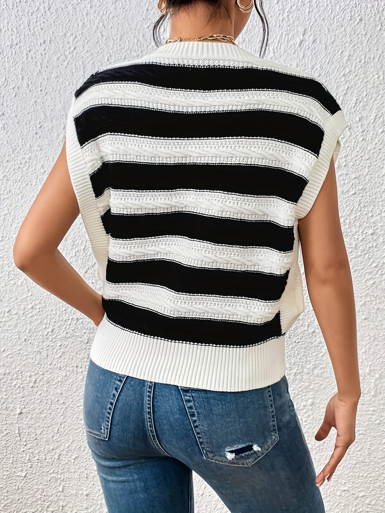gbolsos Striped Crew Neck Sweater Vest, Casual Sleeveless Vest For Spring & Fall, Women's Clothing