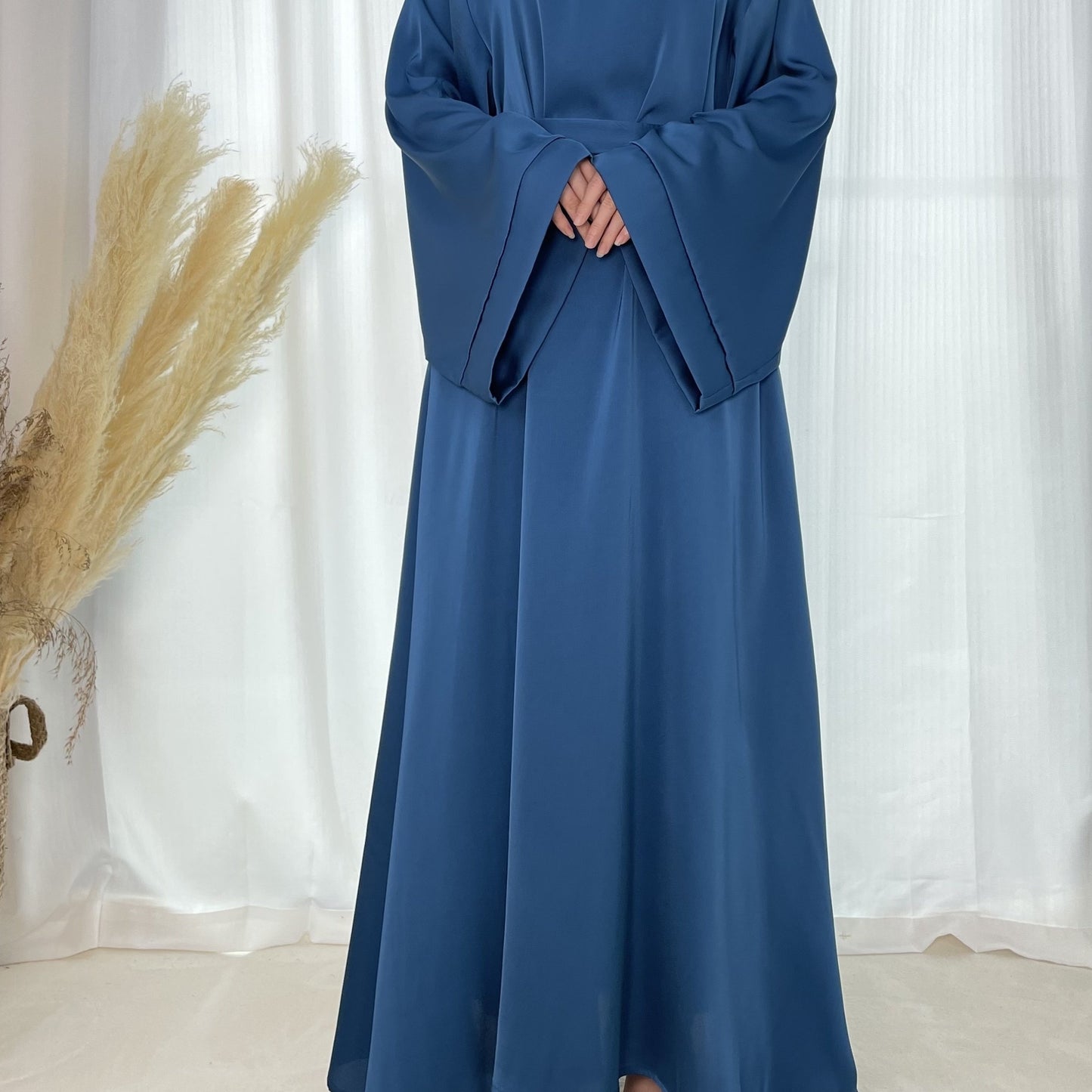 Solid Maxi Kaftan Abaya, Modest Crew Neck Long Sleeve Abaya, Women's Clothing
