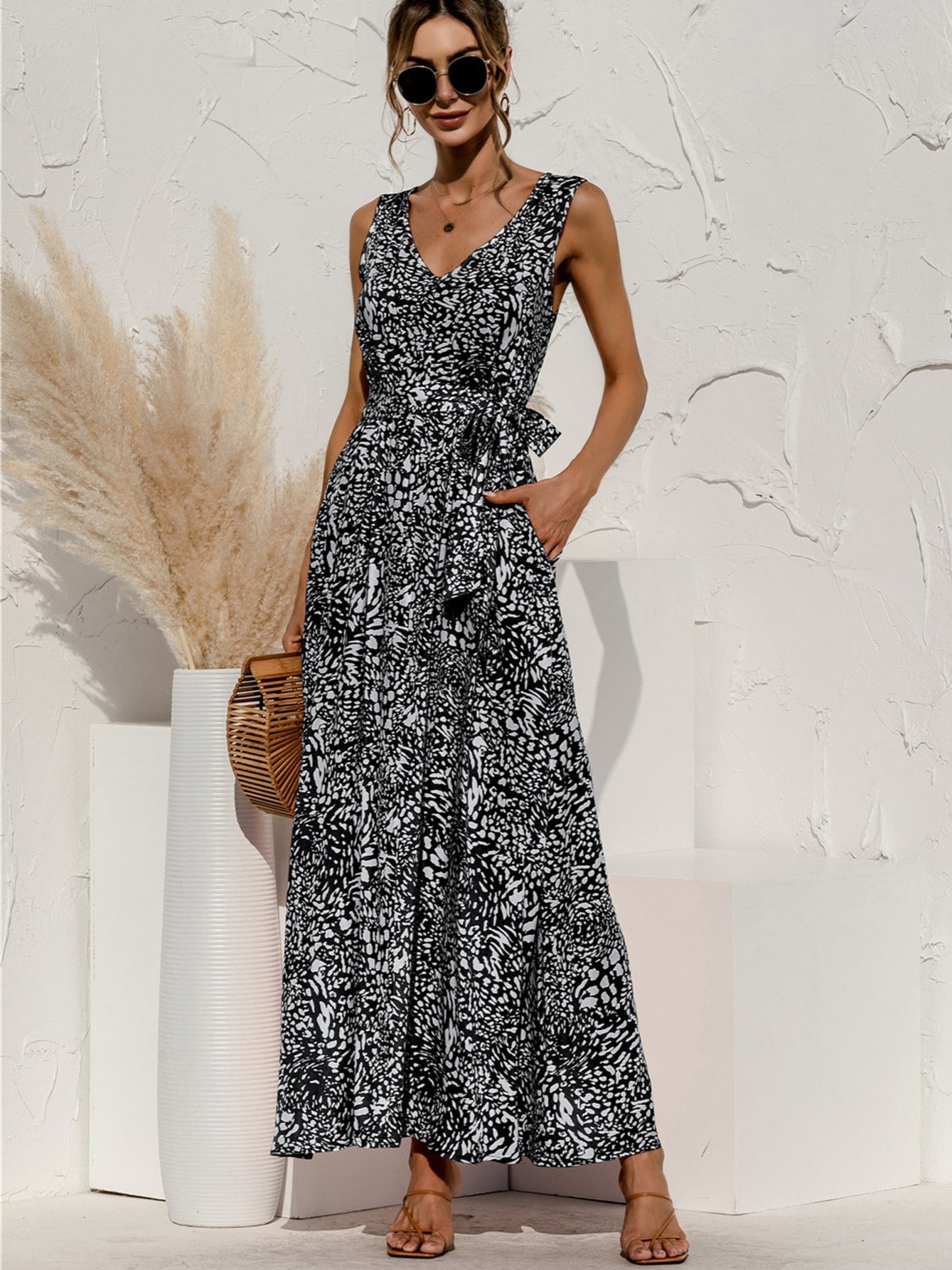 2025 gbolsos Women's Dresses V Neck Floral Print Maxi Dresses
