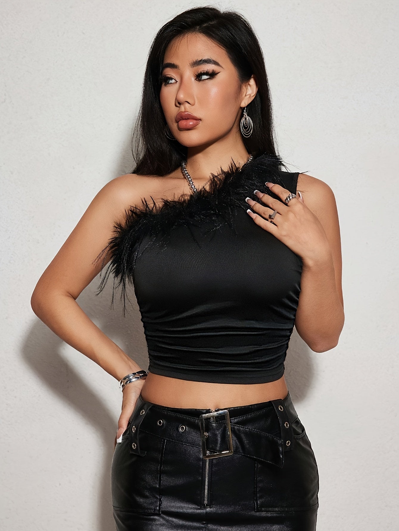gbolsos Solid Color Single Shoulder T-shirt, Elegant Contrast Trim Sleeveless Crop T-Shirt For Every Day, Women's Clothing