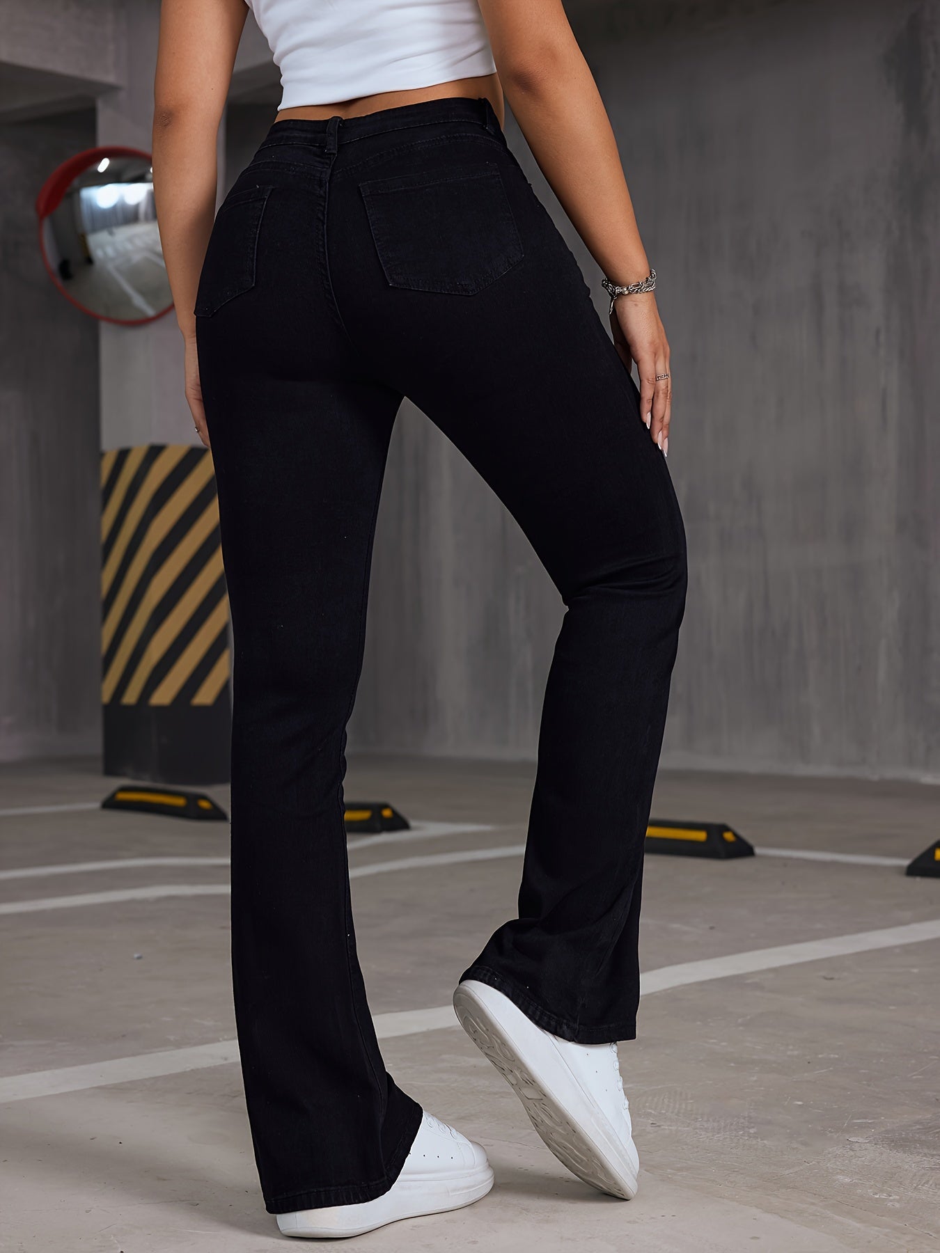 gbolsos Plus Size Casual Jeans, Women's Plus Solid Button Fly Medium Stretch Flared Leg Jeans