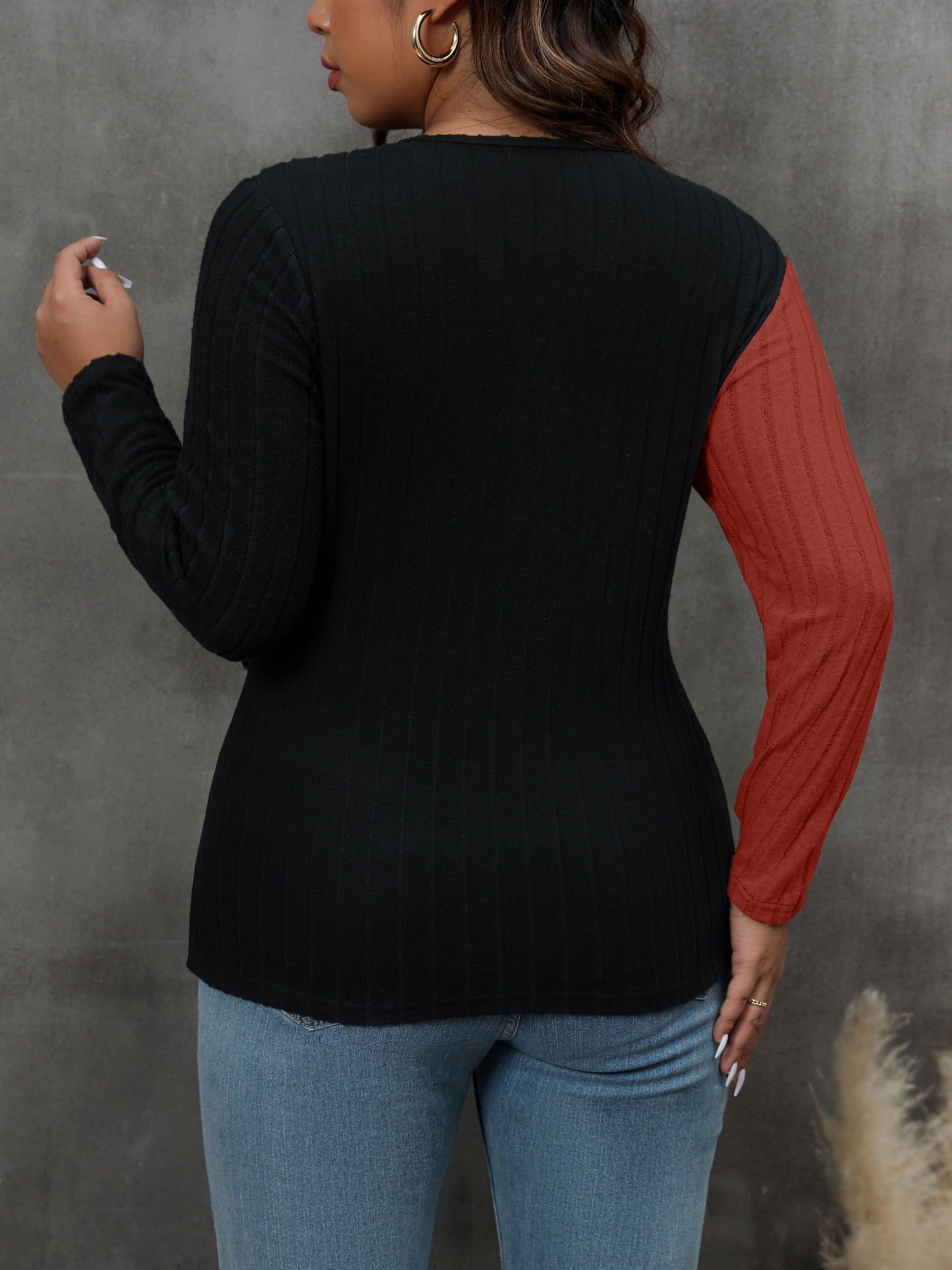 gbolsos Plus Size Casual Sweater, Women's Plus Colorblock Cross V Neck Long Sleeve Medium Stretch Jumper