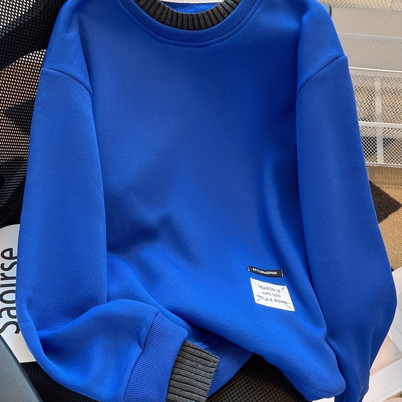Solid Crew Neck Applique Sweatshirt, Long Sleeve Crew Neck Pullover Sweatshirt, Casual Tops For Fall & Winter, Women's Clothing