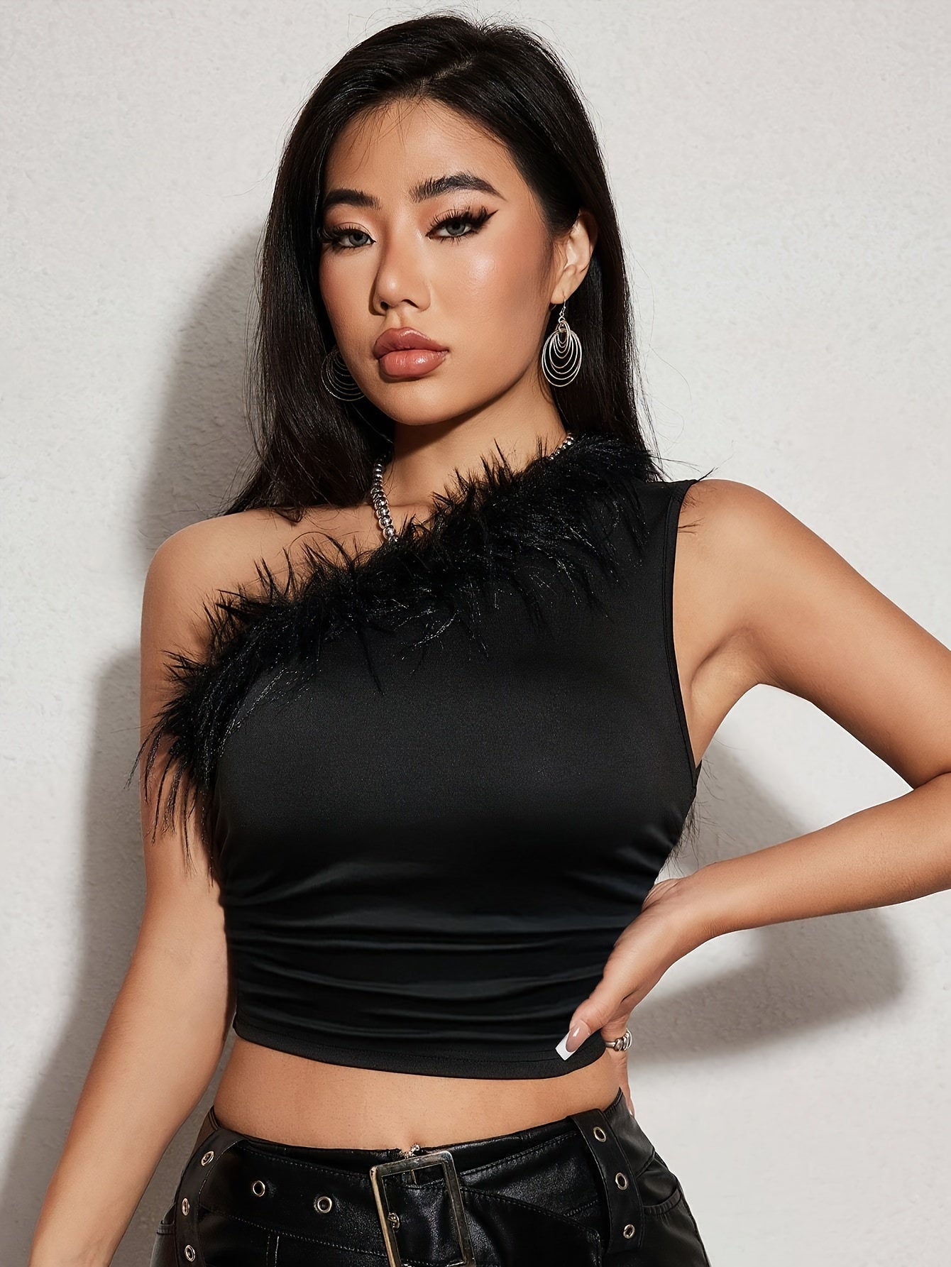 gbolsos Solid Color Single Shoulder T-shirt, Elegant Contrast Trim Sleeveless Crop T-Shirt For Every Day, Women's Clothing