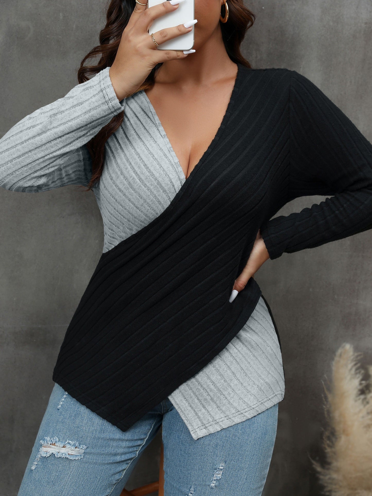 gbolsos Plus Size Casual Sweater, Women's Plus Colorblock Cross V Neck Long Sleeve Medium Stretch Jumper