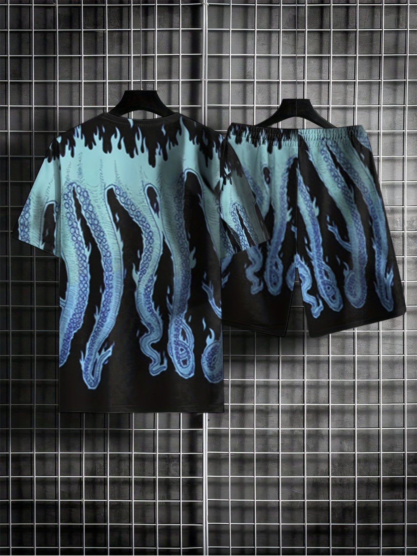 gbolsos Casual Two-Piece Set, Men's All Over Print Creative Snake Pattern T-shirt & Comfy Shorts Matching Set For Summer