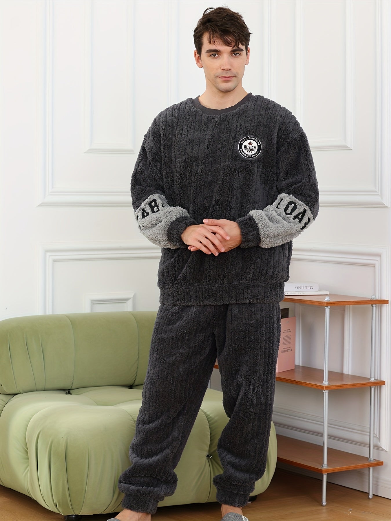 gbolsos Men's Simple Style Casual Pajamas Sets Warm Flannel Lounge Wear, Long Sleeve Crew Neck Top & Loose Pants Home Pajamas Sets, Outdoor Sets For Autumn And Winter