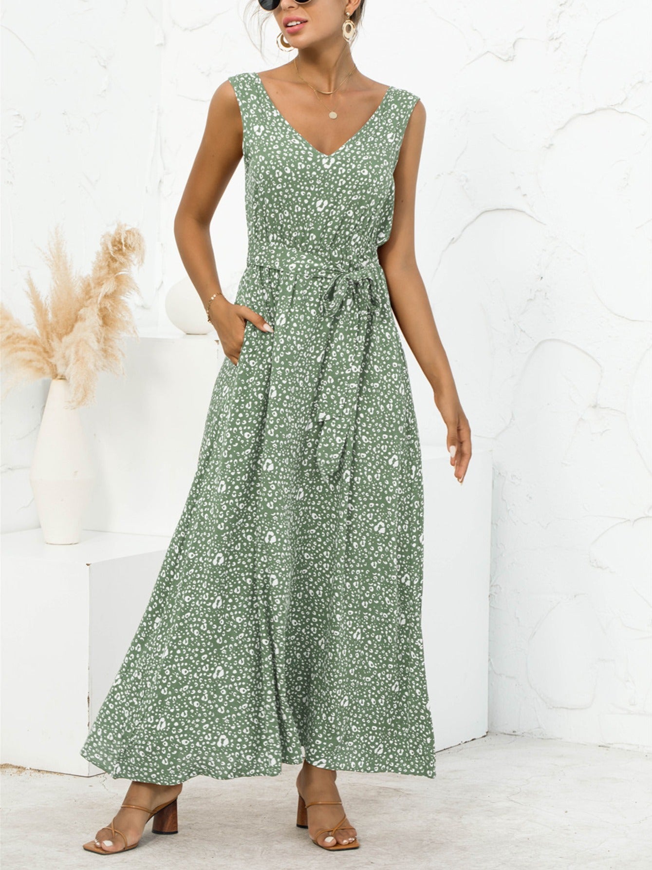 2025 gbolsos Women's Dresses V Neck Floral Print Maxi Dresses