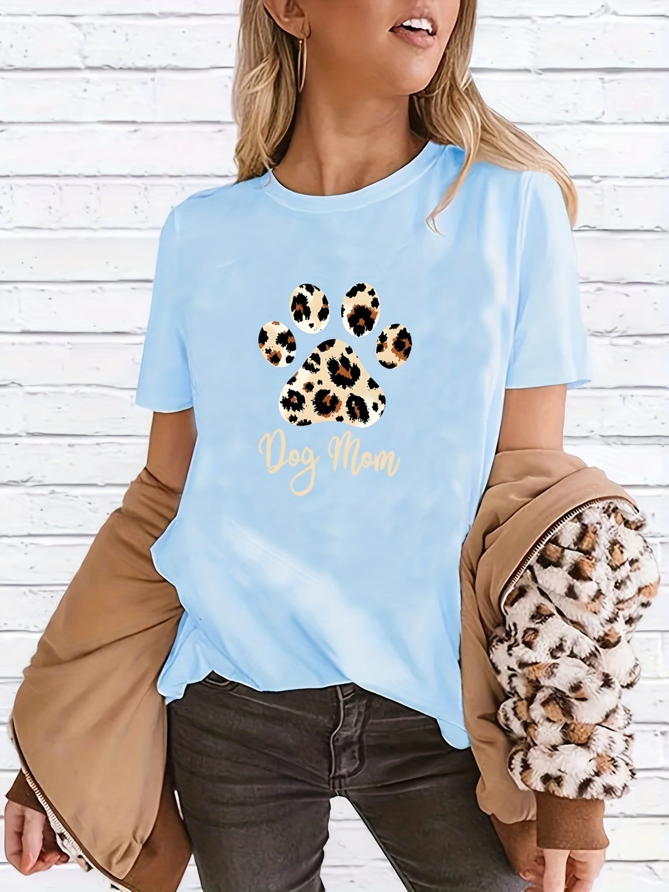 gbolsos Women Funny Leopard Print Dog Mama Graphic Tee, Summer Casual Crew Neck T-shirt, Women's Clothing