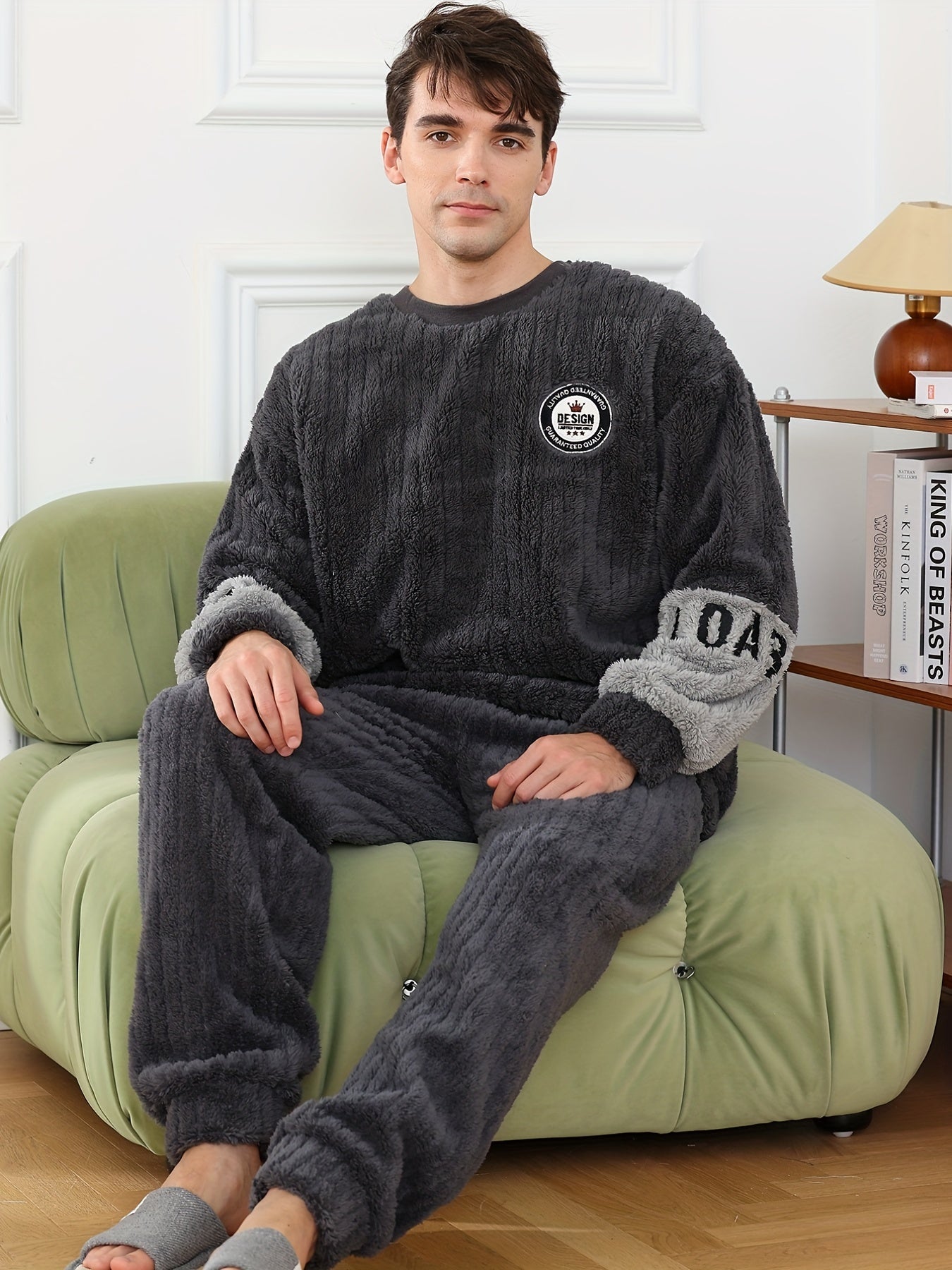 gbolsos Men's Simple Style Casual Pajamas Sets Warm Flannel Lounge Wear, Long Sleeve Crew Neck Top & Loose Pants Home Pajamas Sets, Outdoor Sets For Autumn And Winter
