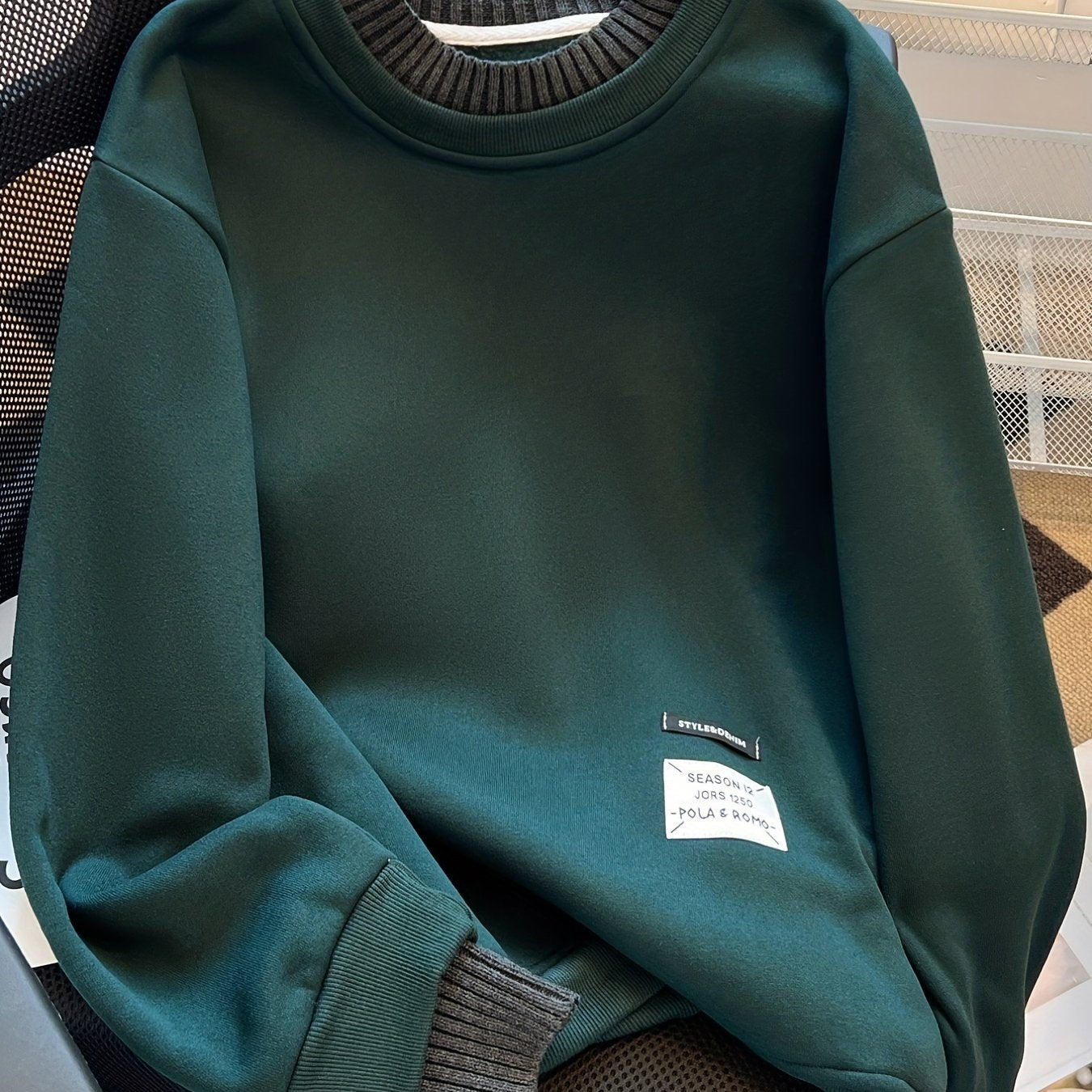 Solid Crew Neck Applique Sweatshirt, Long Sleeve Crew Neck Pullover Sweatshirt, Casual Tops For Fall & Winter, Women's Clothing
