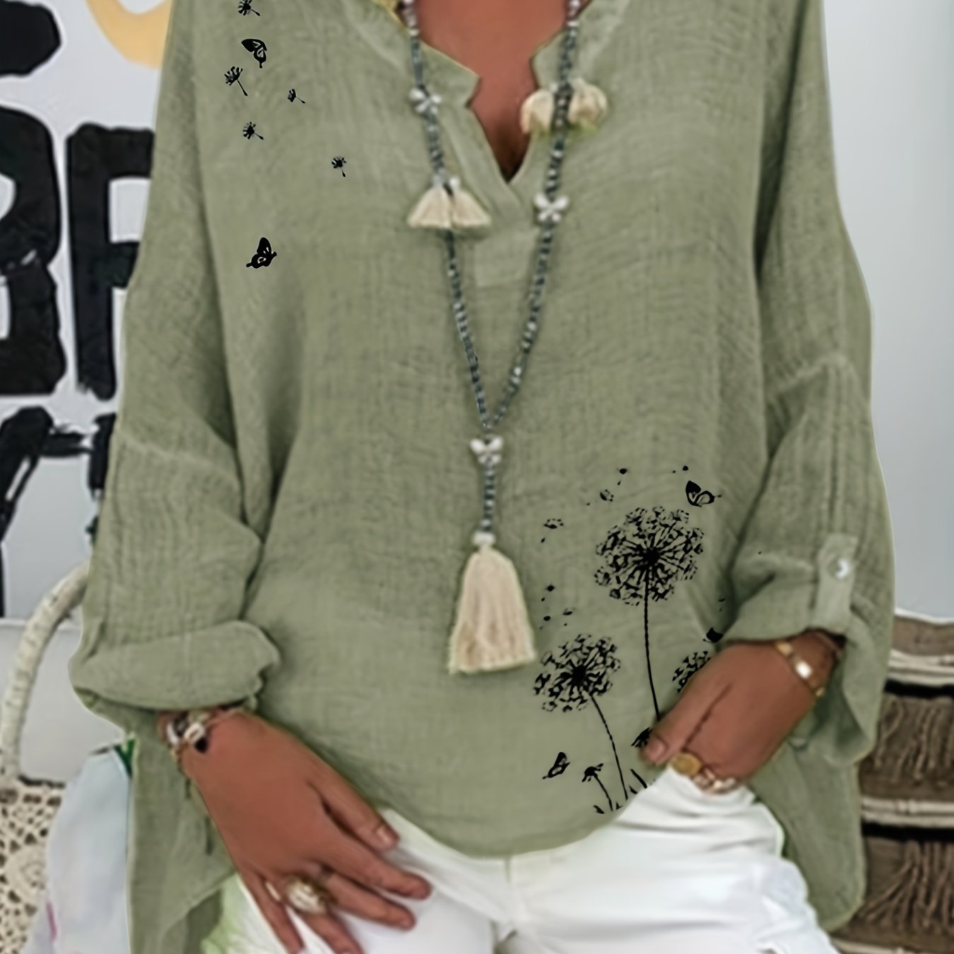 Plus Size Casual Blouse, Women's Plus Graphic Print Long Sleeve Notched Neck Asymmetrical Hem Blouse