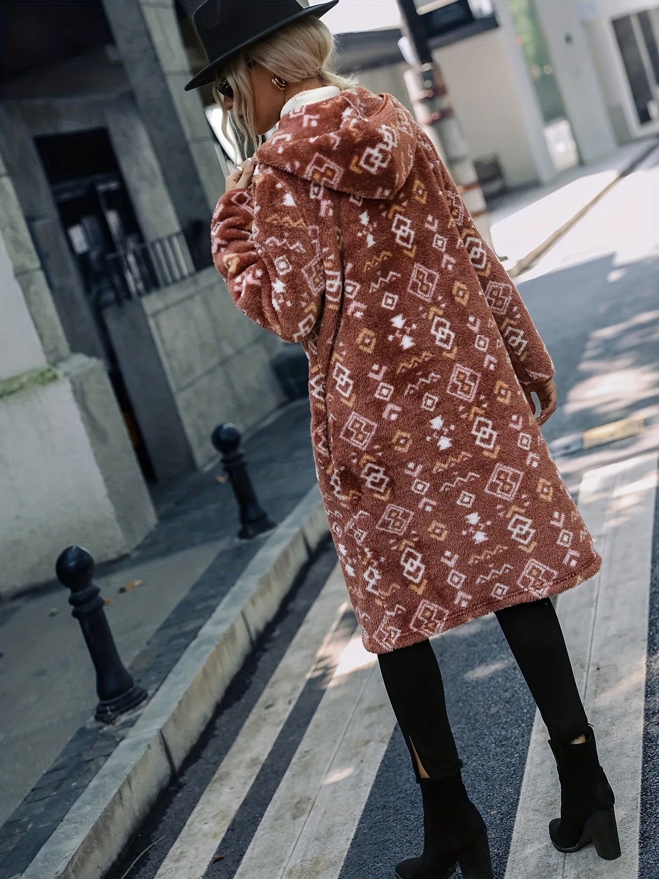 solvbao Plus Size Elegant Trench Coat, Women's Plus Argyle Print Teddy Fleece Long Sleeve Hoodie Slight Stretch Longline Trench Coat
