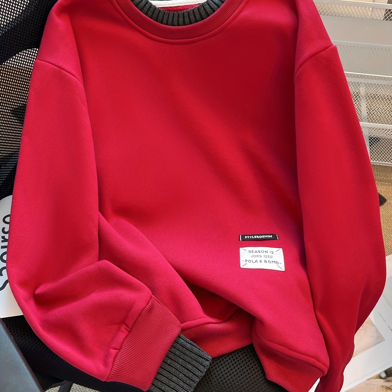 Solid Crew Neck Applique Sweatshirt, Long Sleeve Crew Neck Pullover Sweatshirt, Casual Tops For Fall & Winter, Women's Clothing