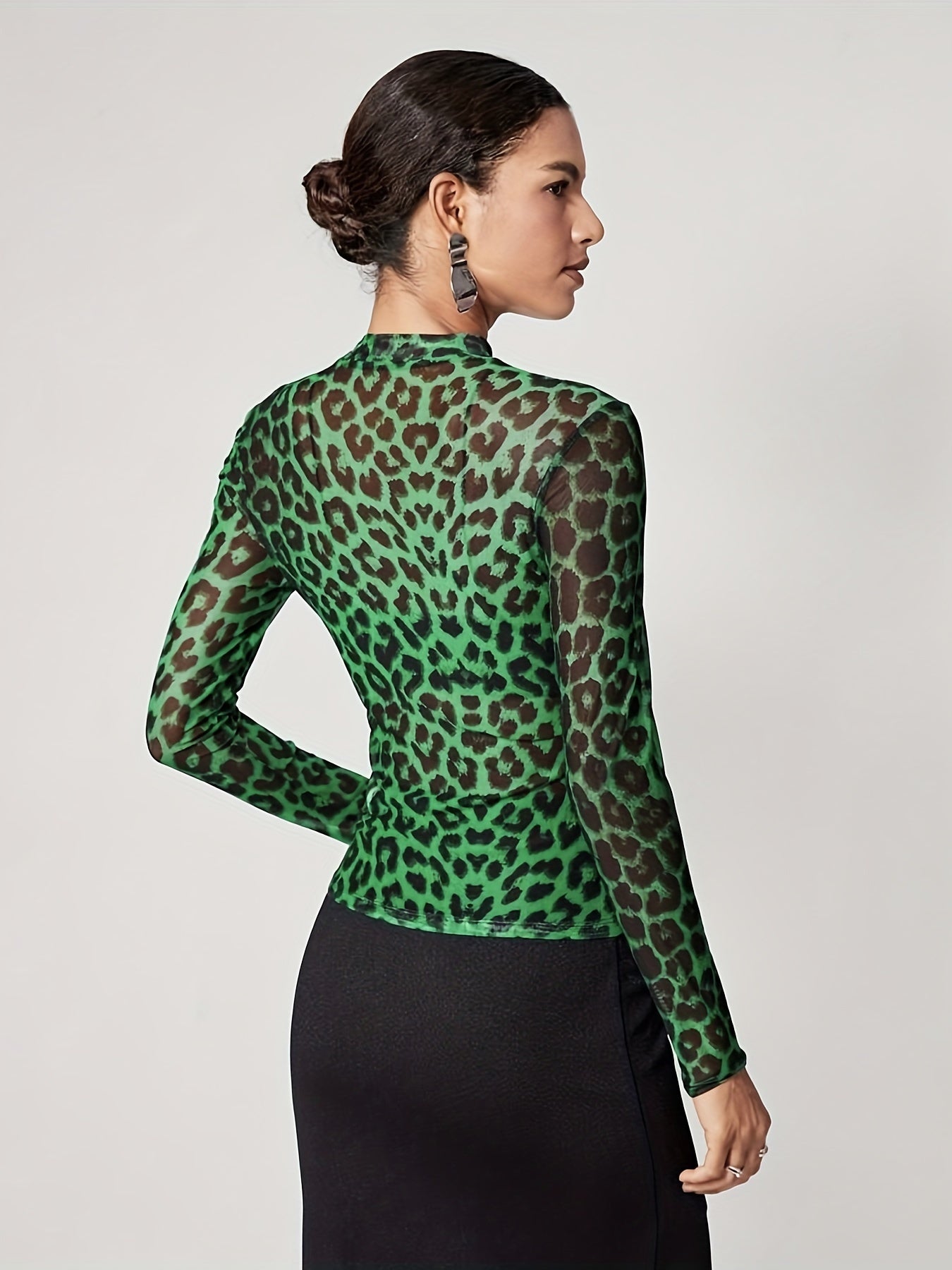 gbolsos Leopard Print Crew Neck T-Shirt, Y2K Long Sleeve Skinny T-Shirt For Every Day, Women's Clothing