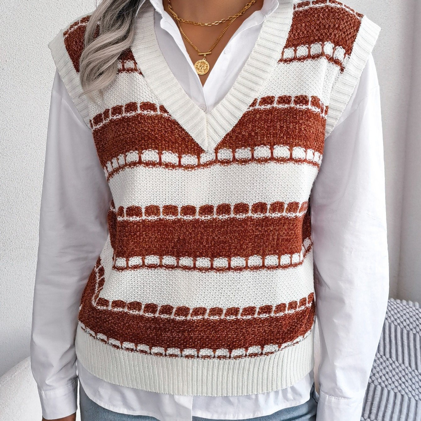 2025 gbolsos  Women's Sweater Colorblock V Neck Sweater Vest
