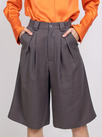 gbolsos  Ruched Knee Length Suit Shorts, Solid Wide Leg Pleat Front Tailored Shorts With Pockets, Women's Clothing
