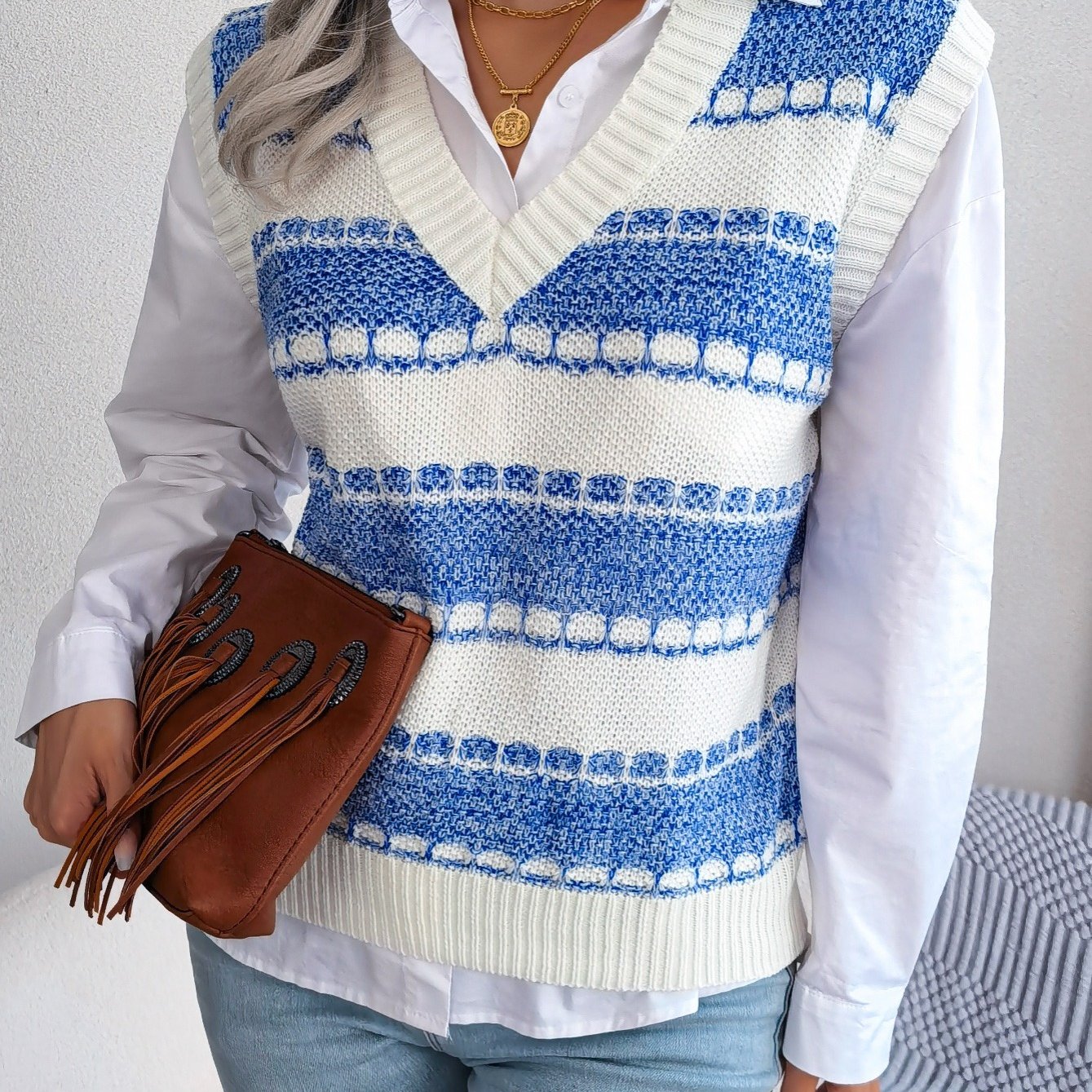 2025 gbolsos  Women's Sweater Colorblock V Neck Sweater Vest